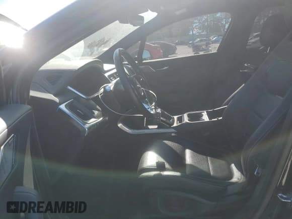 ✅ 2019 Jaguar I-Pace S • VIN: SADHB2S12K1F76434 • Лот: 89632065. Опубликован ранее на Copart с пробегом 15 246 миль. Бесплатный доступ к архиву аукционных продаж из США и подробный отчёт об истории автомобиля на DreamBid. Изображение 7.