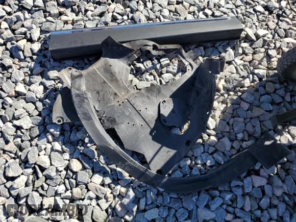 ✅ 2016 Mazda CX-9 Grand Touring • VIN: JM3TCADY2G0126162 • Lot: 84247315. Wystawiony na Copart z przebiegiem 194 224 mil. Bezpłatny archiwum sprzedaży aukcyjnych z USA i szczegółowy raport historii pojazdu na DreamBid. Zdjęcie 13.