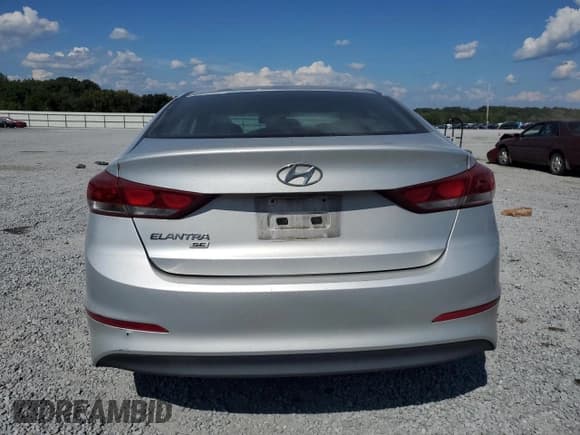 ✅ 2018 Hyundai Elantra SE • VIN: KMHD74LF1JU580420 • Lot: 81475935. Listed on Copart with 99,294 mi. Free auction sales archive from the USA and detailed vehicle history report at DreamBid. Image 6.