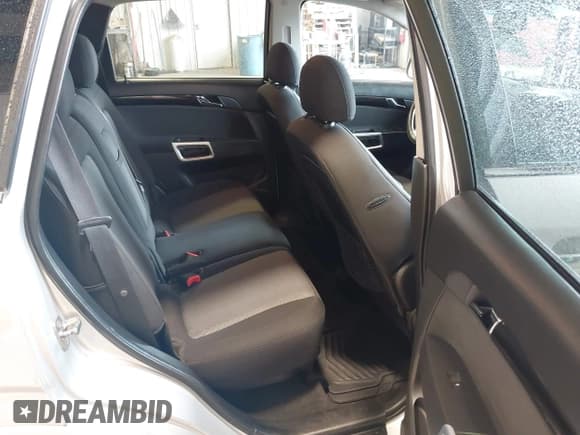 ✅ 2013 Chevrolet Captiva Sport LT • VIN: 3GNAL3EK2DS632530 • Lot: 42592417. Wystawiony na IAAI z przebiegiem 128 020 mil. Bezpłatny archiwum sprzedaży aukcyjnych z USA i szczegółowy raport historii pojazdu na DreamBid. Zdjęcie 8.
