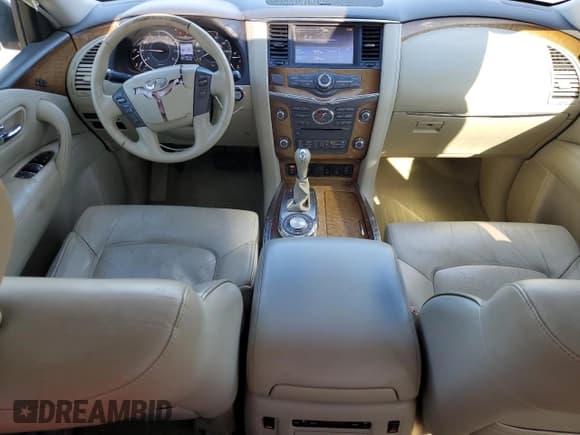 ✅ 2013 Infiniti QX56 • VIN: JN8AZ2NF2D9530494 • Lot: 48887765. Wystawiony na Copart z przebiegiem 158 710 mil. Bezpłatny archiwum sprzedaży aukcyjnych z USA i szczegółowy raport historii pojazdu na DreamBid. Zdjęcie 8.