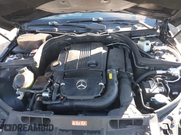 ✅ 2012 Mercedes-Benz C 250 • VIN: WDDGJ4HB4CF799037 • Лот: 43852759. Опубликован ранее на IAAI с пробегом 131 728 миль. Бесплатный доступ к архиву аукционных продаж из США и подробный отчёт об истории автомобиля на DreamBid. Изображение 10.