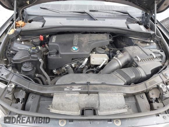 ✅ 2015 BMW X1 xDrive28i • VIN: WBAVL1C54FVY32220 • Lot: 43597221. Listed on IAAI with 127,463 mi. Free auction sales archive from the USA and detailed vehicle history report at DreamBid. Image 10.