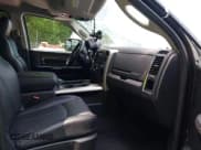 ✅ 2018 Ram 2500 Laramie • VIN: 3C6UR5NL4JG290867 • Lot: 42752033. Wystawiony na IAAI z przebiegiem 121 741 mil. Bezpłatny archiwum sprzedaży aukcyjnych z USA i szczegółowy raport historii pojazdu na DreamBid. Zdjęcie 5.