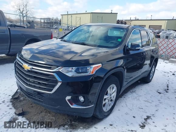✅ 2018 Chevrolet Traverse LT Cloth • VIN: 1GNEVMKW9JJ210079 • Lot: 41548733. Wystawiony na IAAI z przebiegiem 106 698 mil. Bezpłatny archiwum sprzedaży aukcyjnych z USA i szczegółowy raport historii pojazdu na DreamBid. Zdjęcie 17.