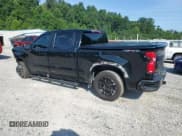 ✅ 2022 Chevrolet Silverado 1500 RST • VIN: 3GCUDEET9NG666055 • Lot: 65740525. Wystawiony na Copart z przebiegiem 9 999 mil. Bezpłatny archiwum sprzedaży aukcyjnych z USA i szczegółowy raport historii pojazdu na DreamBid. Zdjęcie 2.