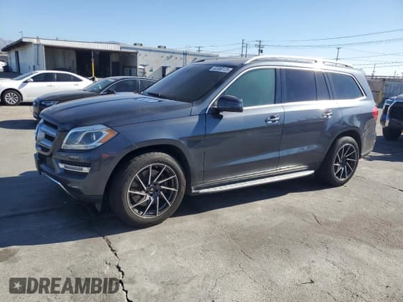 ✅ 2013 Mercedes-Benz GL 450 • VIN: 4JGDF7CE8DA233412 • Lot: 92088125. Wystawiony na Copart z przebiegiem 163 026 mil. Bezpłatny archiwum sprzedaży aukcyjnych z USA i szczegółowy raport historii pojazdu na DreamBid. Zdjęcie 1.