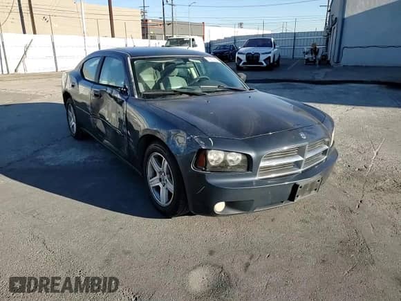 2008 Dodge Charger R/T z VIN 2B3KA53HX8H174736, wystawiony jako Copart lot #79319064 z przebiegiem 231 962 mil mil oraz Szkoda całkowita • Salvage title. Historia ofert i sprzedaży dostępna na DreamBid. Obrazek 11.