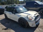 ✅ 2017 MINI Hardtop 4 Door Cooper S • VIN: WMWXU3C57H2D32027 • Lot: 86108635. Wystawiony na Copart z przebiegiem 93 581 mil. Bezpłatny archiwum sprzedaży aukcyjnych z USA i szczegółowy raport historii pojazdu na DreamBid. Zdjęcie 4.