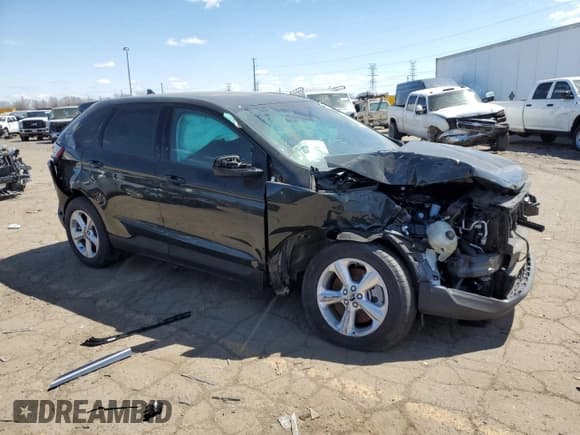 ✅ 2024 Ford Edge SE • VIN: 2FMPK4G9XRBA82721 • Lot: 53241745. Wystawiony na Copart z przebiegiem 5 356 mil. Bezpłatny archiwum sprzedaży aukcyjnych z USA i szczegółowy raport historii pojazdu na DreamBid. Zdjęcie 4.