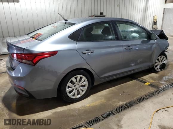 ✅ 2020 Hyundai Accent SE • VIN: 3KPC24A65LE114072 • Лот: 45196995. Опубликован ранее на Copart с пробегом 99 477 миль. Бесплатный доступ к архиву аукционных продаж из США и подробный отчёт об истории автомобиля на DreamBid. Изображение 3.