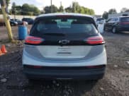 ✅ 2023 Chevrolet Bolt EV 2LT • VIN: 1G1FX6S01P4205912 • Lot: 67951064. Wystawiony na Copart z przebiegiem 4 223 mil. Bezpłatny archiwum sprzedaży aukcyjnych z USA i szczegółowy raport historii pojazdu na DreamBid. Zdjęcie 6.