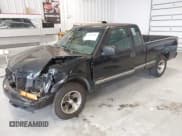 ✅ 2000 Chevrolet S-10 LS • VIN: 1GCCS1943YK168119 • Лот: 41409246. Опубликован ранее на IAAI с пробегом 194 506 миль. Бесплатный доступ к архиву аукционных продаж из США и подробный отчёт об истории автомобиля на DreamBid. Изображение 17.