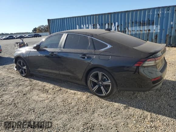 ✅ 2023 Honda Accord Sport • VIN: 1HGCY2F54PA040625 • Lot: 69416705. Wystawiony na Copart z przebiegiem 39 692 mil. Bezpłatny archiwum sprzedaży aukcyjnych z USA i szczegółowy raport historii pojazdu na DreamBid. Zdjęcie 2.