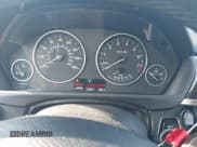 ✅ 2015 BMW 3 Series 328i • VIN: WBA3C1C57FP852831 • Lot: 43644070. Wystawiony na IAAI z przebiegiem 120 817 mil. Bezpłatny archiwum sprzedaży aukcyjnych z USA i szczegółowy raport historii pojazdu na DreamBid. Zdjęcie 7.