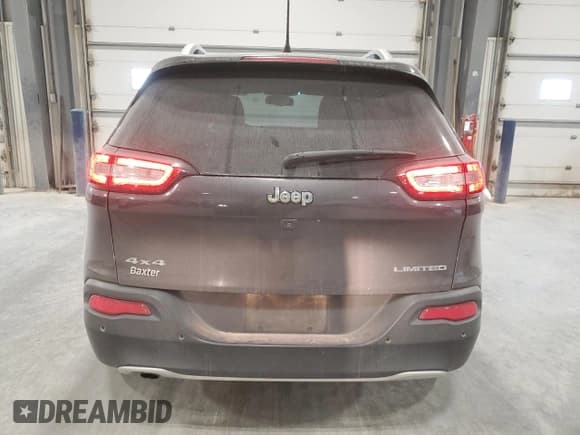 ✅ 2018 Jeep Cherokee Limited • VIN: 1C4PJMDB7JD505848 • Лот: 84811274. Опубликован ранее на Copart с пробегом 82 924 миль. Бесплатный доступ к архиву аукционных продаж из США и подробный отчёт об истории автомобиля на DreamBid. Изображение 6.