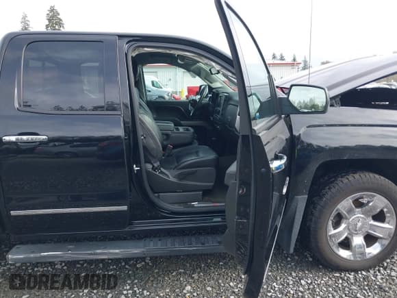 ✅ 2015 Chevrolet Silverado 1500 LT • VIN: 1GCVKREC9FZ287818 • Лот: 43525222. Опубликован ранее на IAAI с пробегом 180 913 миль. Бесплатный доступ к архиву аукционных продаж из США и подробный отчёт об истории автомобиля на DreamBid. Изображение 5.