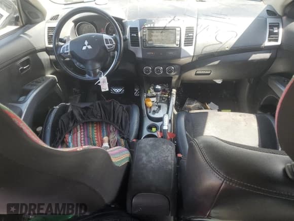 ✅ 2013 Mitsubishi Outlander GT • VIN: JA4JS4AX7DU010020 • Lot: 52629504. Listed on Copart with 121,097 mi. Free auction sales archive from the USA and detailed vehicle history report at DreamBid. Image 8.