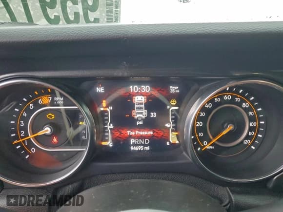 ✅ 2021 Jeep Wrangler Unlimited Sport Altitude • VIN: 1C4HJXDN9MW837783 • Lot: 95917505. Wystawiony na Copart z przebiegiem 94 695 mil. Bezpłatny archiwum sprzedaży aukcyjnych z USA i szczegółowy raport historii pojazdu na DreamBid. Zdjęcie 9.