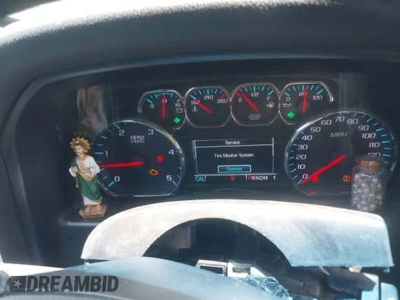 ✅ 2015 Chevrolet Silverado 2500HD LT • VIN: 1GC2CVE87FZ500852 • Lot: 43023197. Listed on IAAI with 214,790 mi. Free auction sales archive from the USA and detailed vehicle history report at DreamBid. Image 7.