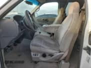 ✅ 1999 Ford F-150 • VIN: 1FTRX17W9XKC26491 • Lot: 94941885. Wystawiony na Copart z przebiegiem Nie podano. Bezpłatny archiwum sprzedaży aukcyjnych z USA i szczegółowy raport historii pojazdu na DreamBid. Zdjęcie 7.