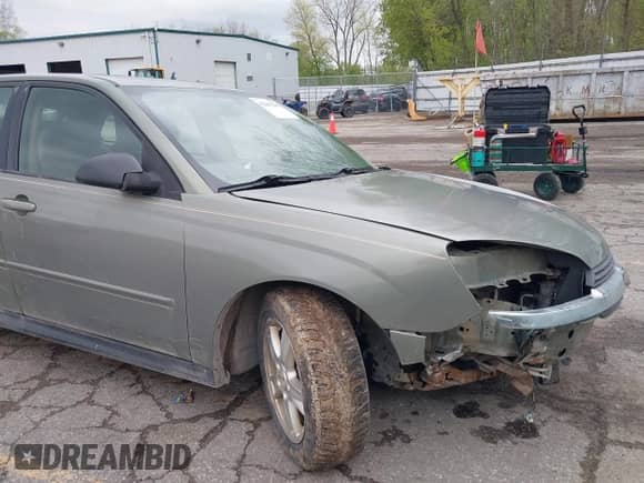 2005 Chevrolet Malibu Maxx LS с VIN 1G1ZT62805F185667, выставлен на аукционе IAAI как лот 42201296 с пробегом 190 893 миль миль и . История ставок и продаж доступна на DreamBid. Изображение 13.