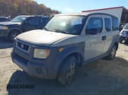 ✅ 2005 Honda Element EX • VIN: 5J6YH18605L001417 • Lot: 43541325. Listed on IAAI with 284,144 mi. Free auction sales archive from the USA and detailed vehicle history report at DreamBid. Image 2.