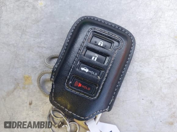 ✅ 2017 Lexus IS 300 • VIN: JTHCM1D26H5020382 • Lot: 42936690. Listed on IAAI with 101,395 mi. Free auction sales archive from the USA and detailed vehicle history report at DreamBid. Image 11.