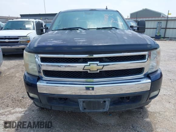✅ 2007 Chevrolet Silverado 1500 1LT • VIN: 2GCEC13J971511292 • Lot: 42181818. Wystawiony na IAAI z przebiegiem 239 647 mil. Bezpłatny archiwum sprzedaży aukcyjnych z USA i szczegółowy raport historii pojazdu na DreamBid. Zdjęcie 6.