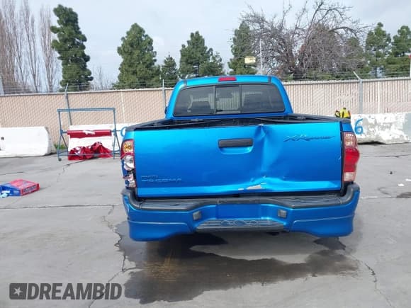✅ 2006 Toyota Tacoma X-Runner • VIN: 5TETU22N66Z232259 • Lot: 41587377. Wystawiony na IAAI z przebiegiem 207 427 mil. Bezpłatny archiwum sprzedaży aukcyjnych z USA i szczegółowy raport historii pojazdu na DreamBid. Zdjęcie 16.