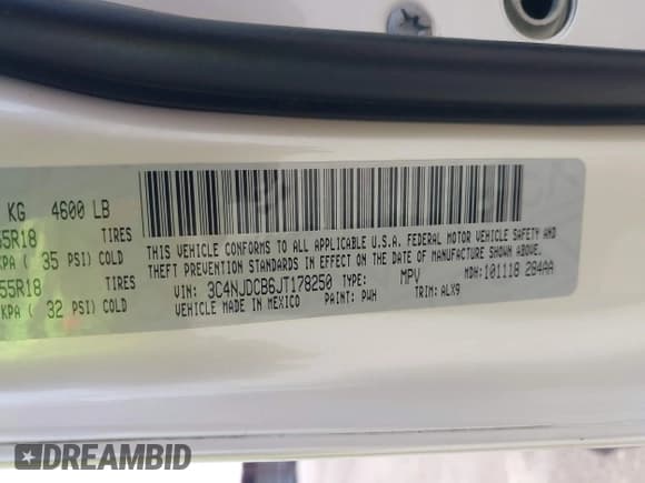 ✅ 2018 Jeep Compass Limited • VIN: 3C4NJDCB6JT178250 • Lot: 42468751. Wystawiony na IAAI z przebiegiem 142 502 mil. Bezpłatny archiwum sprzedaży aukcyjnych z USA i szczegółowy raport historii pojazdu na DreamBid. Zdjęcie 9.
