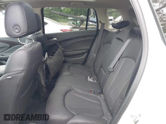 ✅ 2020 Buick Envision Essence • VIN: LRBFX2SA2LD016171 • Lot: 42718116. Wystawiony na IAAI z przebiegiem 38 802 mil. Bezpłatny archiwum sprzedaży aukcyjnych z USA i szczegółowy raport historii pojazdu na DreamBid. Zdjęcie 8.