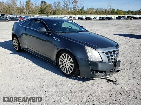 ✅ 2013 Cadillac CTS Performance • VIN: 1G6DL1E33D0123656 • Лот: 86128185. Опубликован ранее на Copart с пробегом 93 983 миль. Бесплатный доступ к архиву аукционных продаж из США и подробный отчёт об истории автомобиля на DreamBid. Изображение 13.