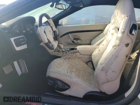 ✅ 2017 Maserati GranTurismo Sport • VIN: ZAM45VMA1H0227031 • Лот: 75098444. Опубликован ранее на Copart с пробегом Не указан. Бесплатный доступ к архиву аукционных продаж из США и подробный отчёт об истории автомобиля на DreamBid. Изображение 7.