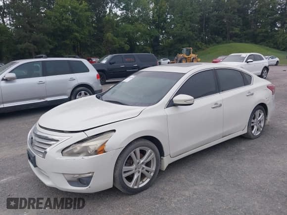 ✅ 2013 Nissan Altima SL • VIN: 1N4BL3AP5DC193897 • Lot: 34611757. Listed on IAAI with 131,318 mi. Free auction sales archive from the USA and detailed vehicle history report at DreamBid. Image 16.