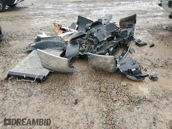 ✅ 2016 Chevrolet Silverado 2500HD Work Truck • VIN: 1GC1KUEG6GF252046 • Лот: 77559204. Опубликован ранее на Copart с пробегом 176 784 миль. Бесплатный доступ к архиву аукционных продаж из США и подробный отчёт об истории автомобиля на DreamBid. Изображение 12.