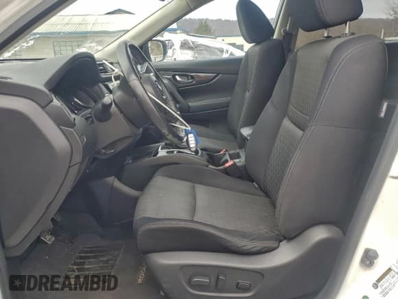 ✅ 2017 Nissan Rogue SL • VIN: JN8AT2MV5HW002613 • Lot: 95401075. Wystawiony na Copart z przebiegiem 104 445 mil. Bezpłatny archiwum sprzedaży aukcyjnych z USA i szczegółowy raport historii pojazdu na DreamBid. Zdjęcie 7.