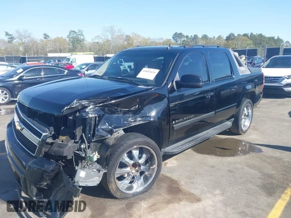 ✅ 2007 Chevrolet Avalanche LTZ • VIN: 3GNEC12J37G159231 • Lot: 41853434. Listed on IAAI with 266,162 mi. Free auction sales archive from the USA and detailed vehicle history report at DreamBid. Image 2.