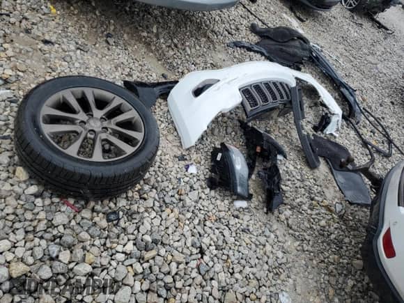 2016 Jeep Grand Cherokee Limited с VIN 1C4RJFBG3GC391994, выставлен на аукционе Copart как лот 86318734 с пробегом 128 746 миль миль и Чистый • Clean title. История ставок и продаж доступна на DreamBid. Изображение 13.