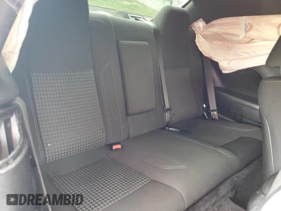 ✅ 2018 Dodge Challenger R/T • VIN: 2C3CDZBT8JH130719 • Lot: 69124155. Listed on Copart with 108,165 mi. Free auction sales archive from the USA and detailed vehicle history report at DreamBid. Image 10.