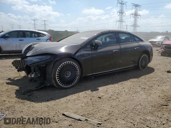 ✅ 2023 Mercedes-Benz EQS AMG • VIN: W1KCG5FB8PA040786 • Lot: 56537205. Wystawiony na Copart z przebiegiem 17 610 mil. Bezpłatny archiwum sprzedaży aukcyjnych z USA i szczegółowy raport historii pojazdu na DreamBid. Zdjęcie 1.