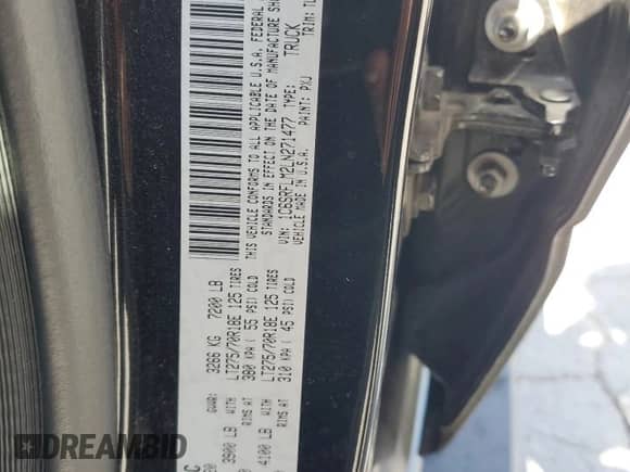 2020 Ram 1500 Rebel z VIN 1C6SRFLM2LN271477, wystawiony jako Copart lot #84295705 z przebiegiem 116 217 mil mil oraz Szkoda całkowita • Salvage title. Historia ofert i sprzedaży dostępna na DreamBid. Obrazek 13.