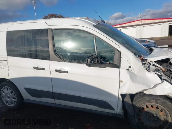 ✅ 2018 Ford Transit Connect XLT • VIN: NM0LS6F73J1373332 • Лот: 43639742. Опубликован ранее на IAAI с пробегом 185 627 миль. Бесплатный доступ к архиву аукционных продаж из США и подробный отчёт об истории автомобиля на DreamBid. Изображение 13.