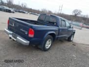 ✅ 2003 Dodge Dakota SLT • VIN: 1D7HL48X23S261258 • Lot: 41362485. Wystawiony na IAAI z przebiegiem 143 397 mil. Bezpłatny archiwum sprzedaży aukcyjnych z USA i szczegółowy raport historii pojazdu na DreamBid. Zdjęcie 4.