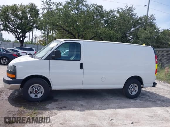 ✅ 2016 GMC Savana Cargo • VIN: 1GTW7AFF9G1277516 • Лот: 43265192. Опубликован ранее на IAAI с пробегом 243 703 миль. Бесплатный доступ к архиву аукционных продаж из США и подробный отчёт об истории автомобиля на DreamBid. Изображение 14.