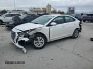 ✅ 2022 Hyundai Accent SE • VIN: 3KPC24A63NE169347 • Лот: 89140105. Опубликован ранее на Copart с пробегом 24 486 миль. Бесплатный доступ к архиву аукционных продаж из США и подробный отчёт об истории автомобиля на DreamBid. Изображение 1.