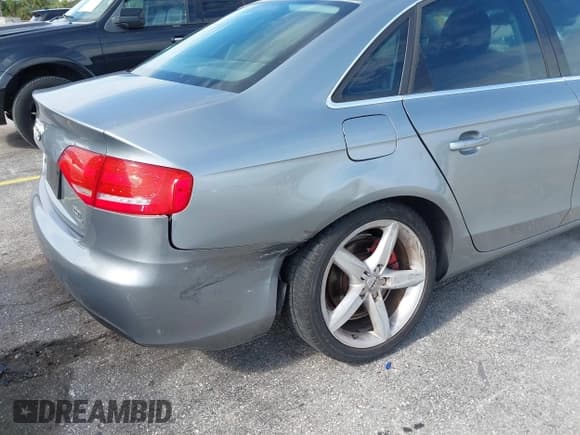 ✅ 2010 Audi A4 Premium Plus • VIN: WAUFFAFL4AN068853 • Lot: 42732585. Listed on IAAI with 119,245 mi. Free auction sales archive from the USA and detailed vehicle history report at DreamBid. Image 6.