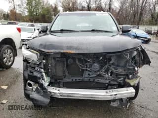 ✅ 2015 Lexus LX 570 • VIN: JTJHY7AX7F4186473 • Lot: 38514814. Listed on Copart with 60,837 mi. Free auction sales archive from the USA and detailed vehicle history report at DreamBid. Image 5.