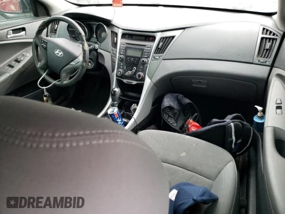 ✅ 2013 Hyundai Sonata GLS • VIN: 5NPEB4ACXDH777729 • Lot: 80303963. Listed on Copart with 88,417 mi. Free auction sales archive from the USA and detailed vehicle history report at DreamBid. Image 8.