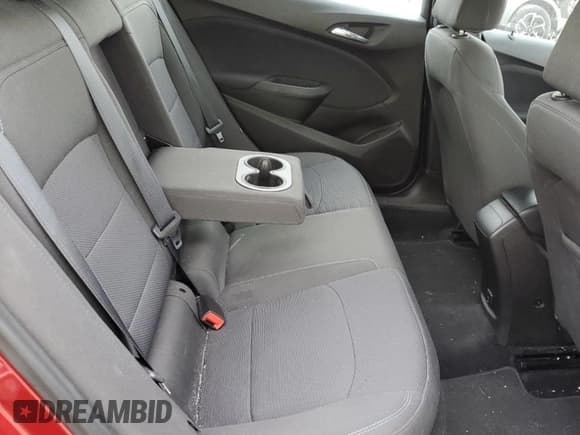 ✅ 2018 Chevrolet Cruze LT • VIN: 3G1BE6SM6JS599535 • Lot: 90407425. Wystawiony na Copart z przebiegiem 36 051 mil. Bezpłatny archiwum sprzedaży aukcyjnych z USA i szczegółowy raport historii pojazdu na DreamBid. Zdjęcie 10.